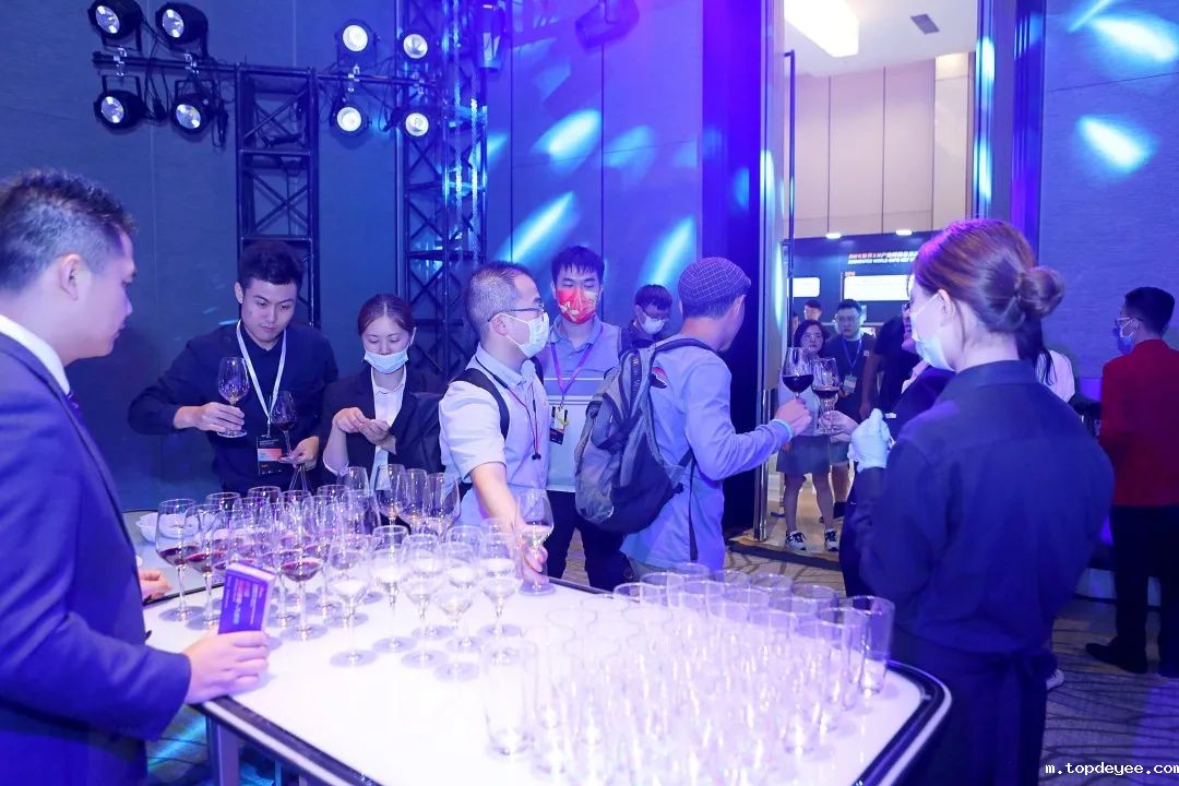 AWE Asia 2022世界XR 产业博览会邀你做主讲人!福利多多!