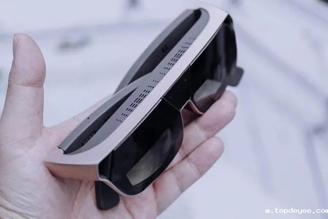 热点 | 这算哪门子的AR?