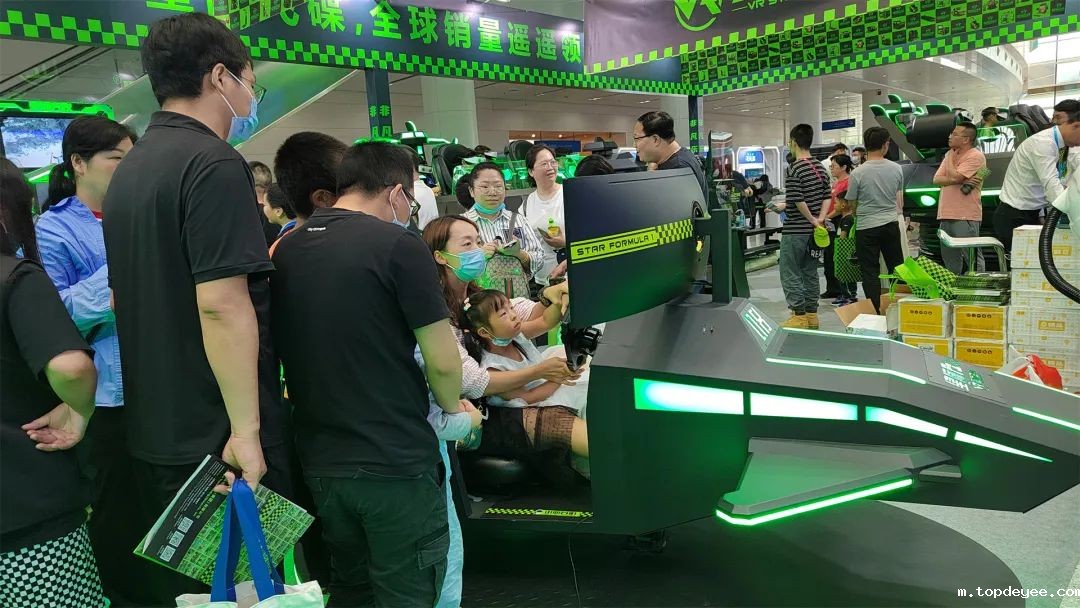 星际空间亮相福州,并荣获第六届「金V奖」“年度优秀娱乐设备奖”