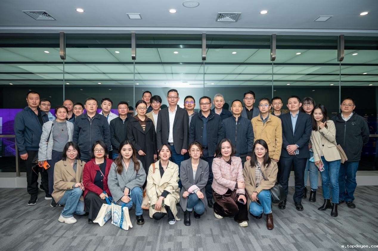 跨越千里,蓉沪工业元宇宙迎来产业共振——成都城市机会清单活动在上海顺利举办